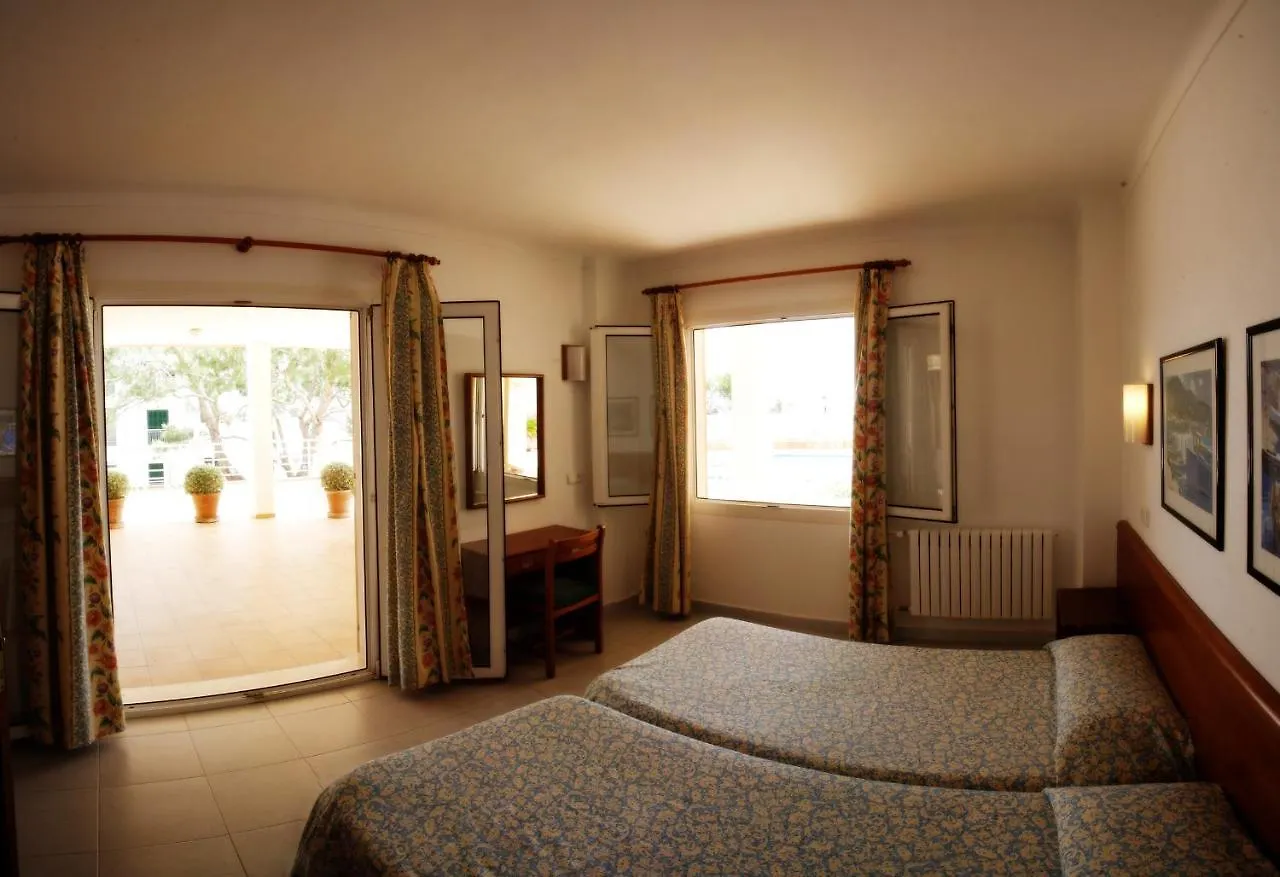 Apartment Apartamentos Villa Sirena Cala Figuera